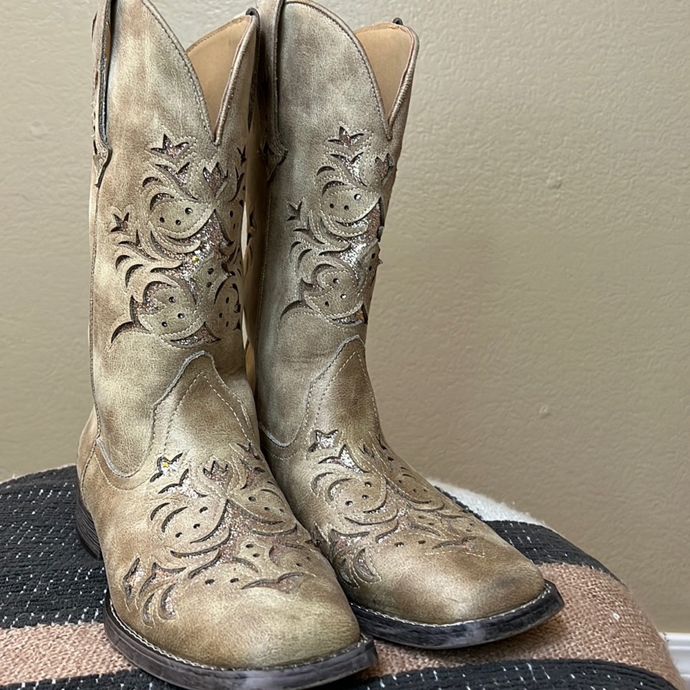 Women’s Roper Cowboy Boot (Gold Glitter)